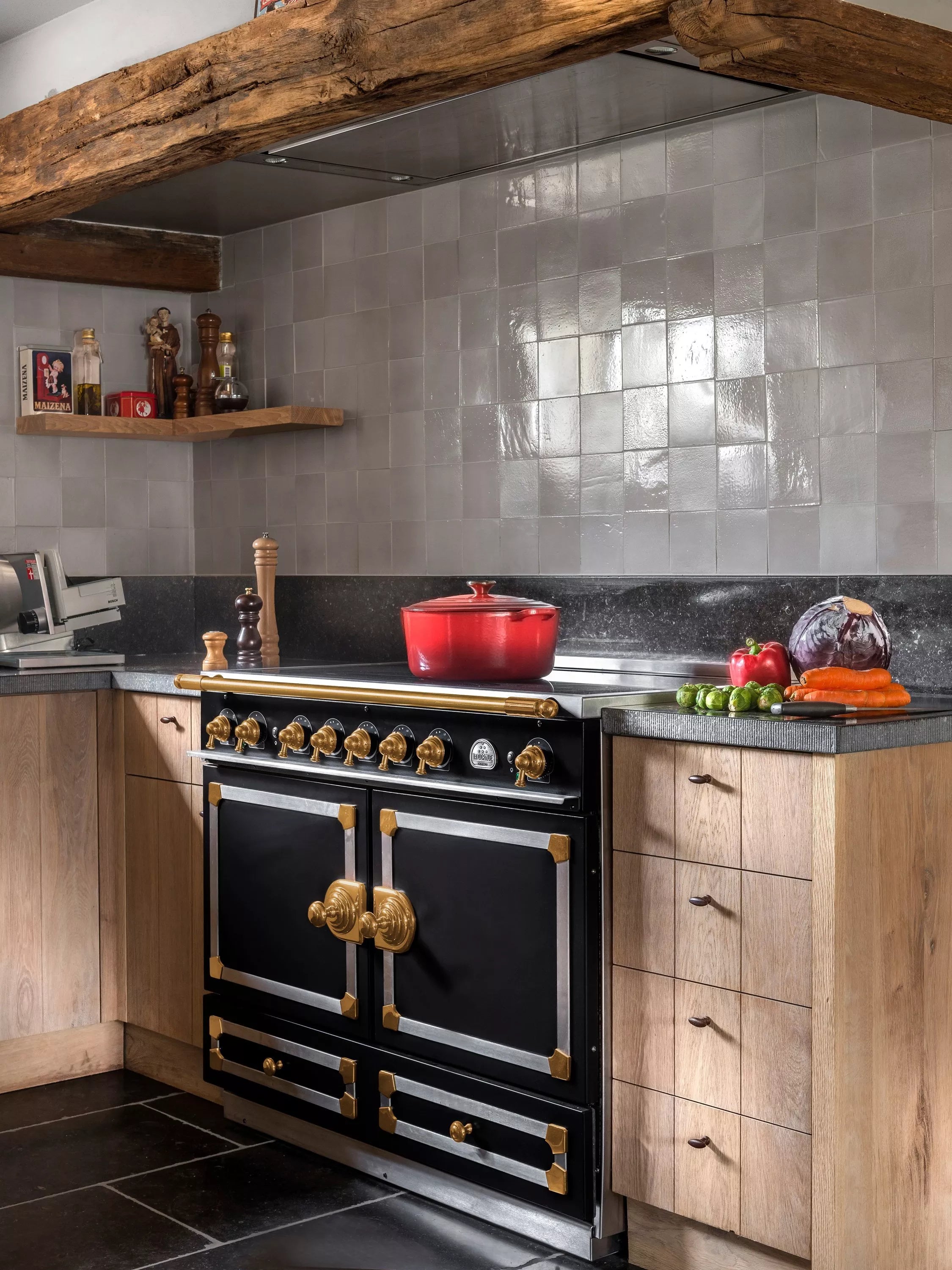 La Cornue CornuFe 110cm Electric Range Cooker with Induction Hob, Brilliant Black/Brass Stainless Steel