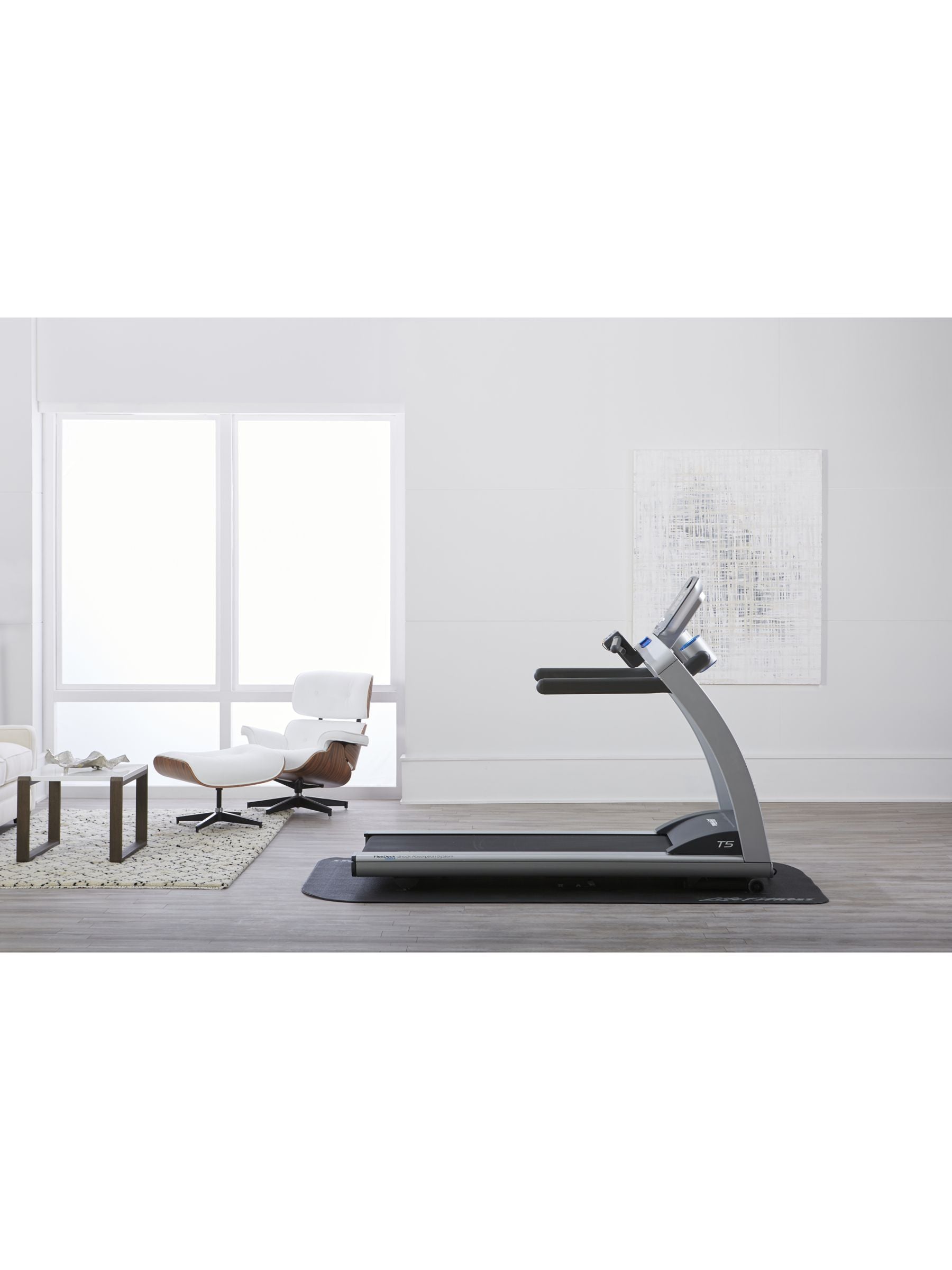 Life Fitness T5 Treadmill with Go Console