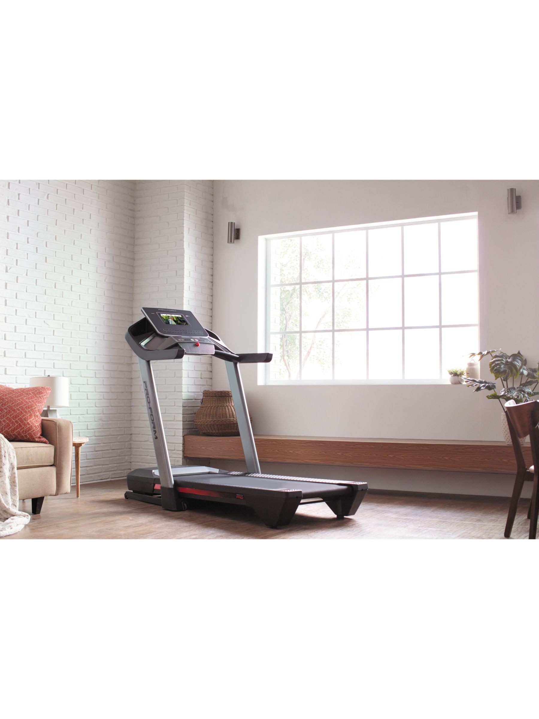 ProForm Pro 2000 Folding Treadmill