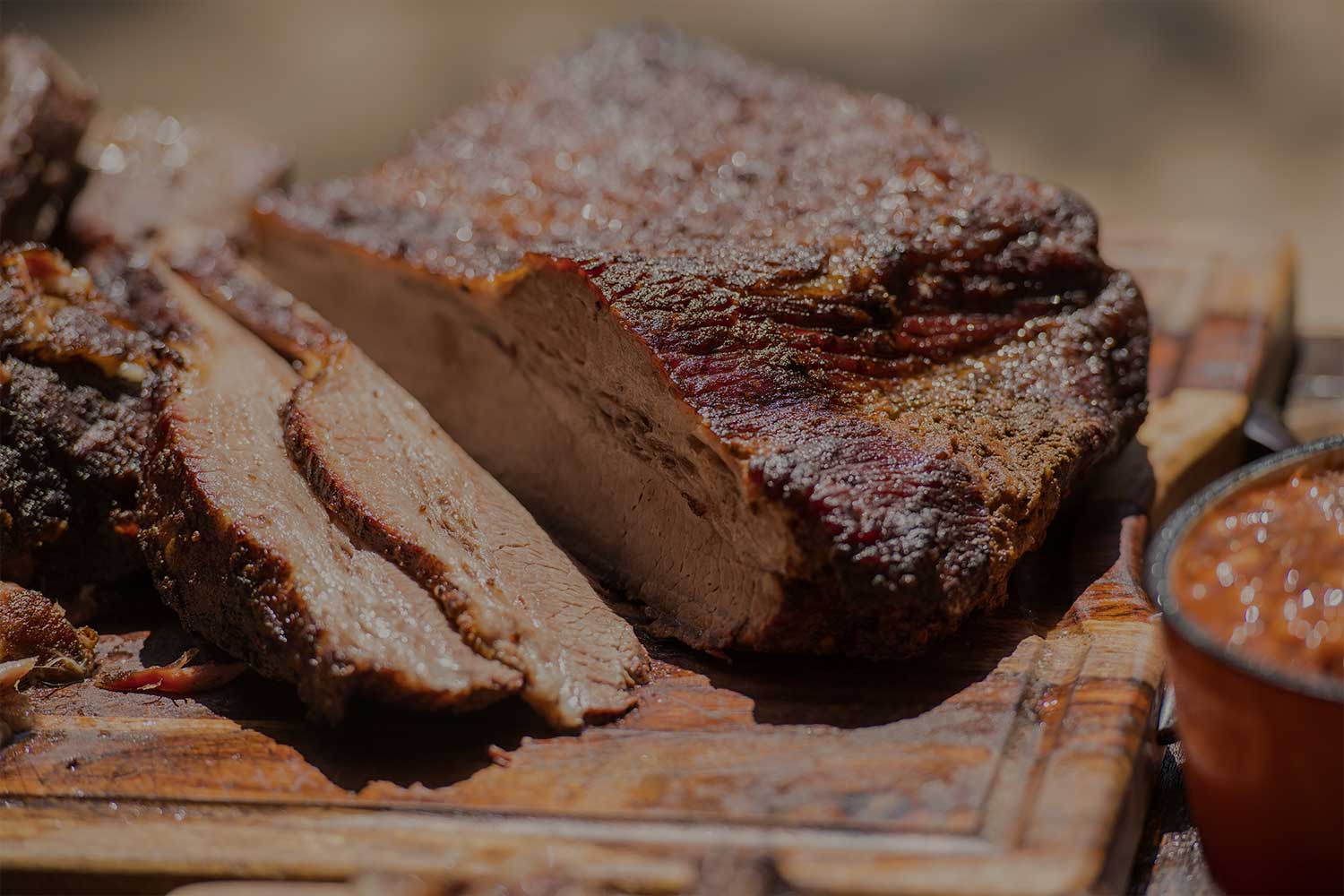 Masterbuilt Gravity Series® 1050 Digital Charcoal Grill + Smoker MB20041320